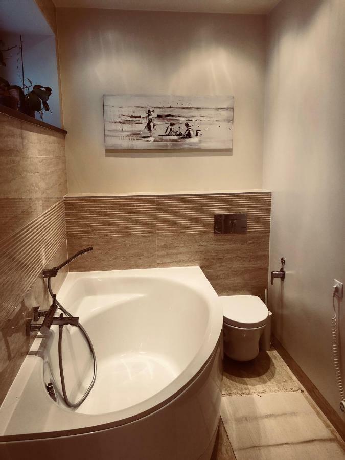 365 Apartment Jurmala Luaran gambar